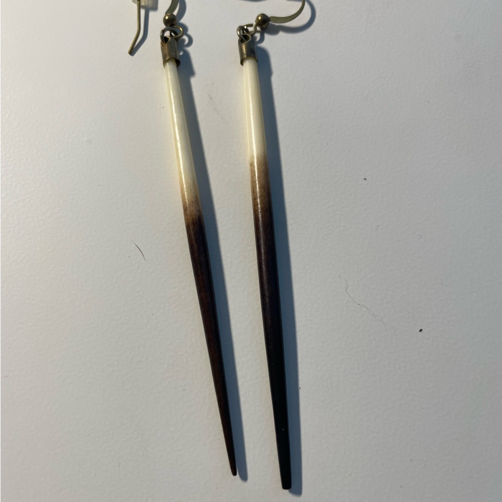 Gold Tone Cream, Tan, Brown Gradient Dangle Earrings
